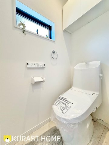 京都市西京区嵐山山ノ下町　新築戸建のトイレ|1階トイレ