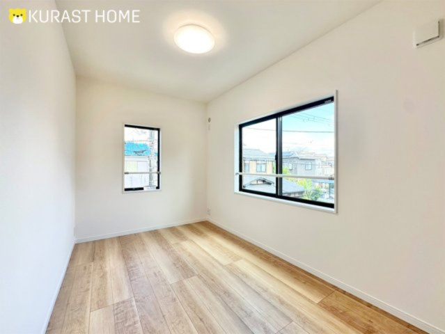 京都市西京区嵐山山ノ下町　新築戸建の洋室|5.5帖洋室