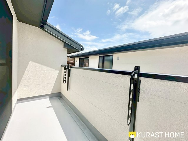 京都市西京区嵐山山ノ下町　新築戸建のバルコニー