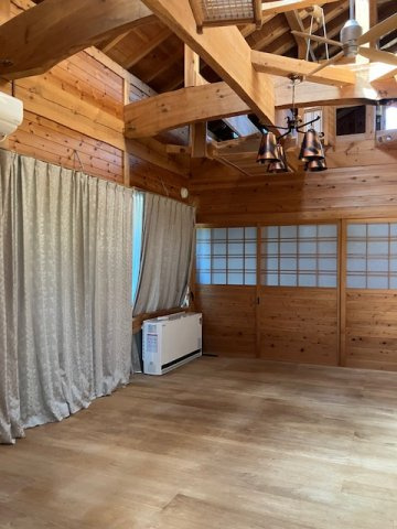 稲吉貸家の居間・リビング|広々としたリビング