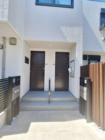 ノワール新杉田のロビー