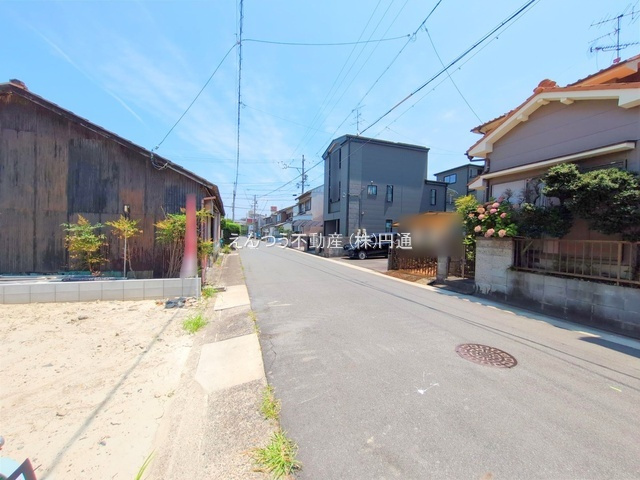 宝神町2期の前面道路含む現地写真