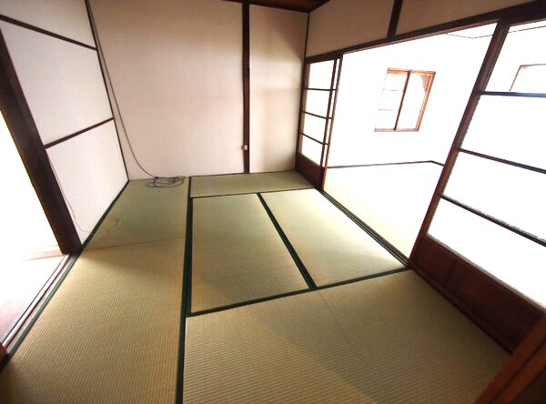 軍水町貸家のその他