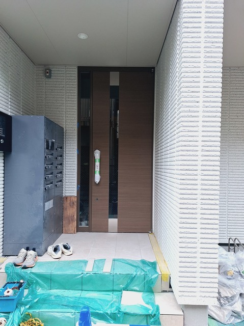 ヴェラ・レガーメのエントランス