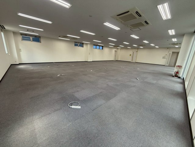 フリーダムビルの内装