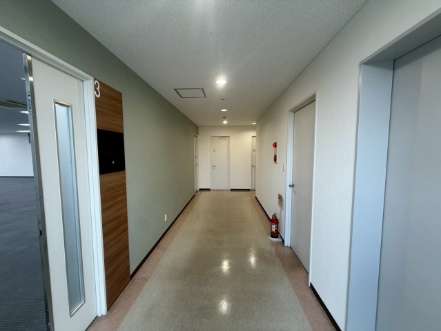 フリーダムビルの内装