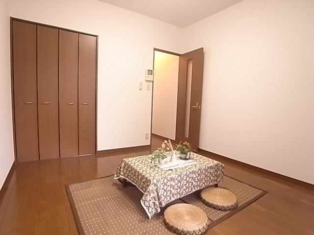 アンプルールフェールFeliceのロビー