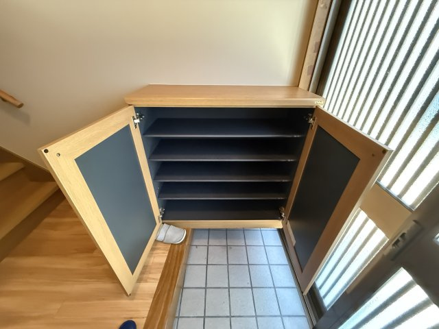 庄内幸町戸建ての玄関