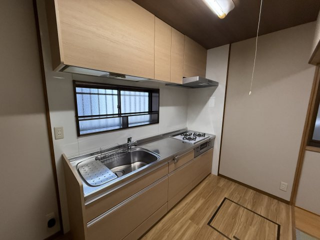 庄内幸町戸建てのキッチン