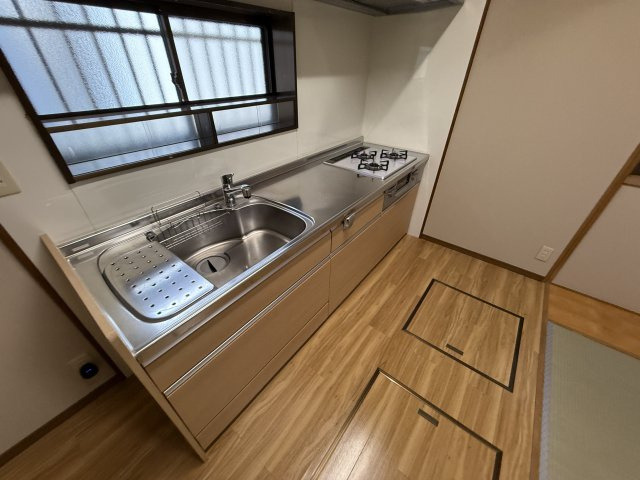 庄内幸町戸建てのキッチン