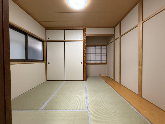 庄内幸町戸建ての和室