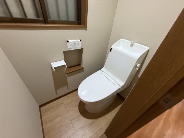 庄内幸町戸建てのトイレ