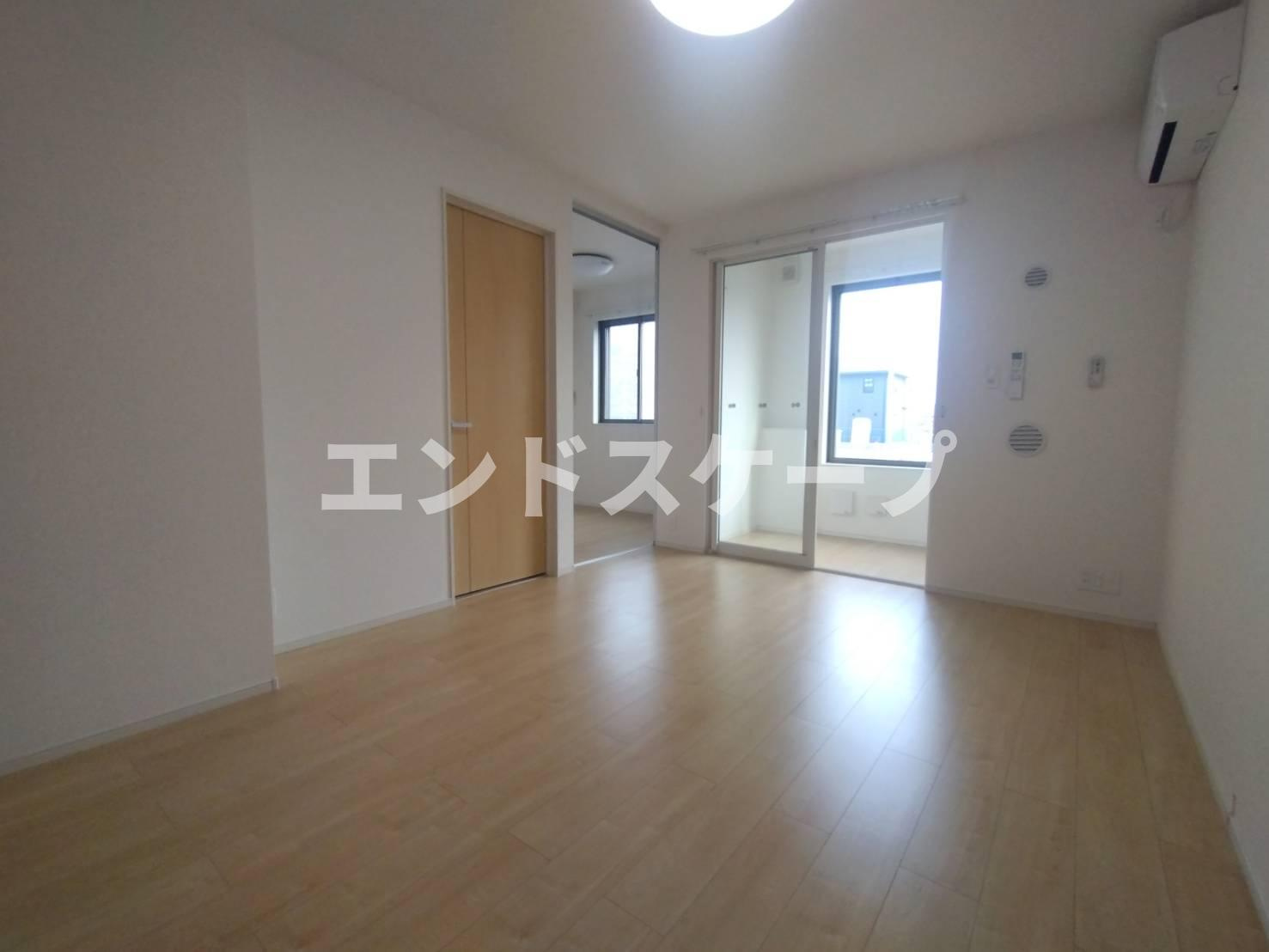 アルエットＢの居間・リビング|高崎、前橋のお部屋探しはエンドスケープまで！お客様の理想お聞かせ下さい♪