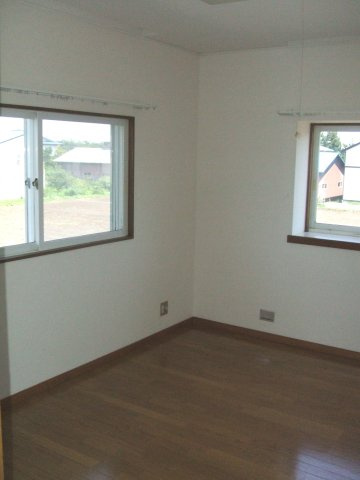 西二十一番町貸家の内装