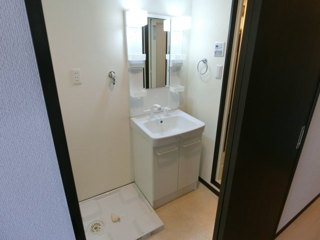 クレドール西陣大宮の洗面所