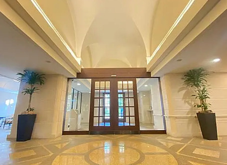 大阪市浪速区湊町　２ＬＤＫ＋Ｓ　オーナーチェンジ物件のエントランス