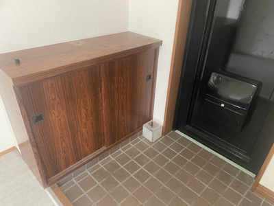 【玄関】 | シャトー リブ ロイヤル