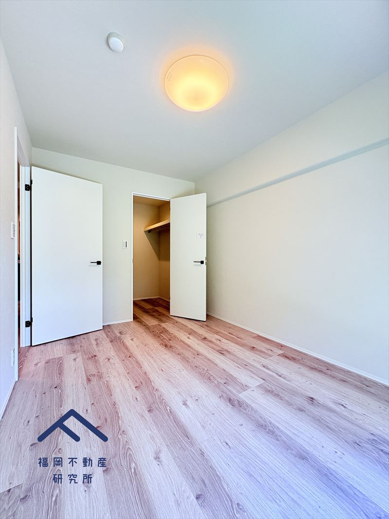 スワローハイツ山荘通の洋室