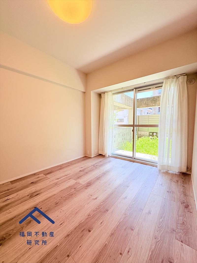 スワローハイツ山荘通の洋室