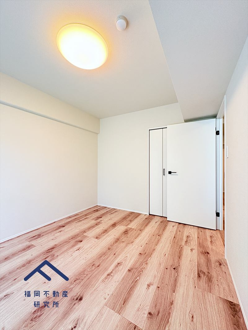 スワローハイツ山荘通の洋室