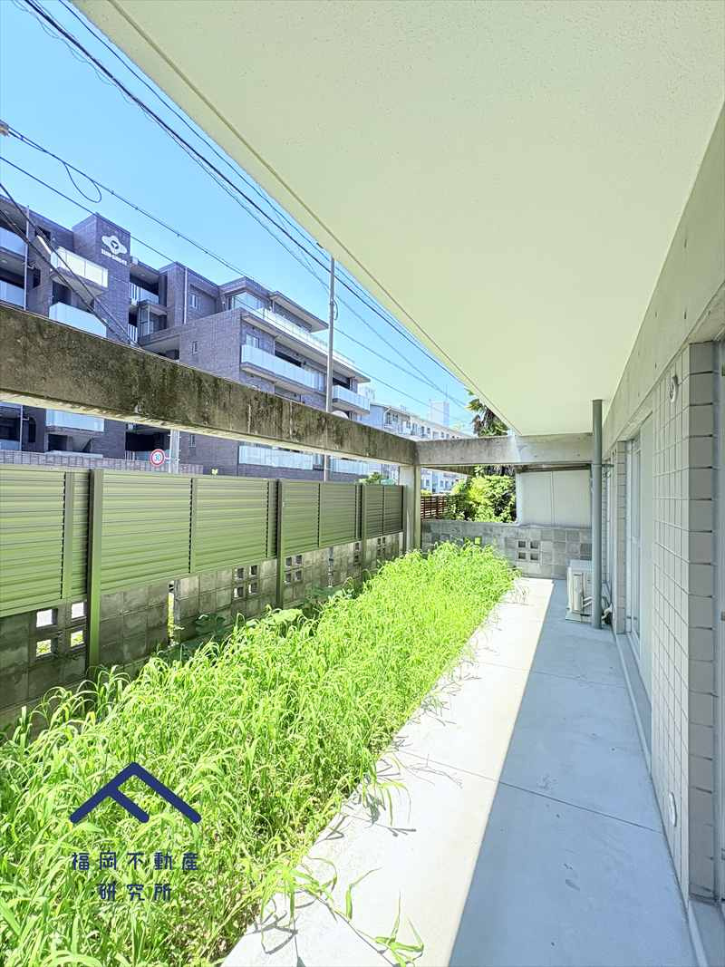 スワローハイツ山荘通の庭