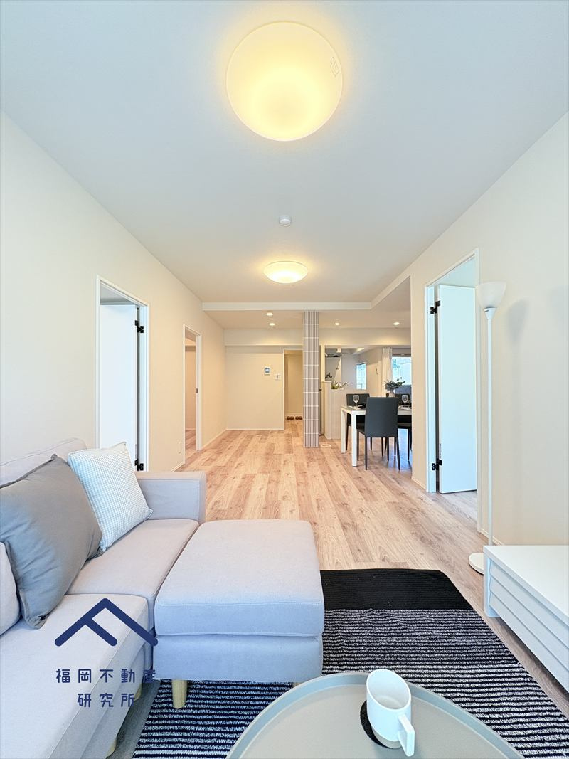 スワローハイツ山荘通の居間・リビング