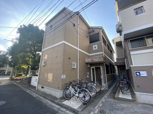 コンフォートベネフィス吉塚駅前Ⅱの外観