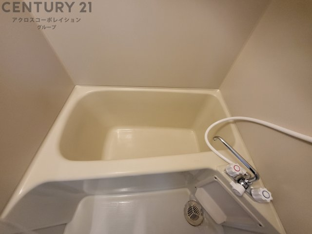 お風呂洗面別の浴室です
