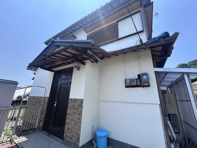 和歌山市直川・中古戸建・116063の玄関