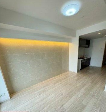 グランカーサ新大阪SOUTHの居間・リビング