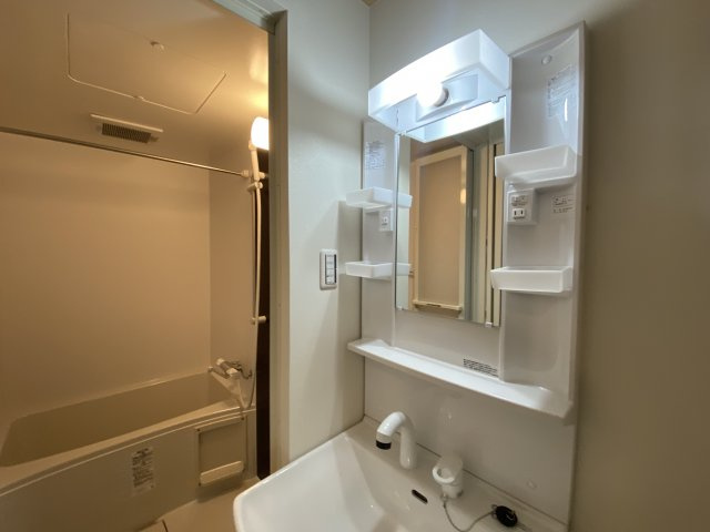 D-Sｑuare深江本町の洗面所