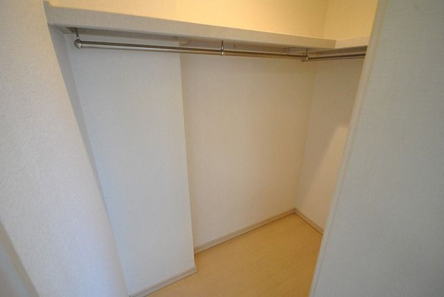 リブレア箱崎駅前Bの収納