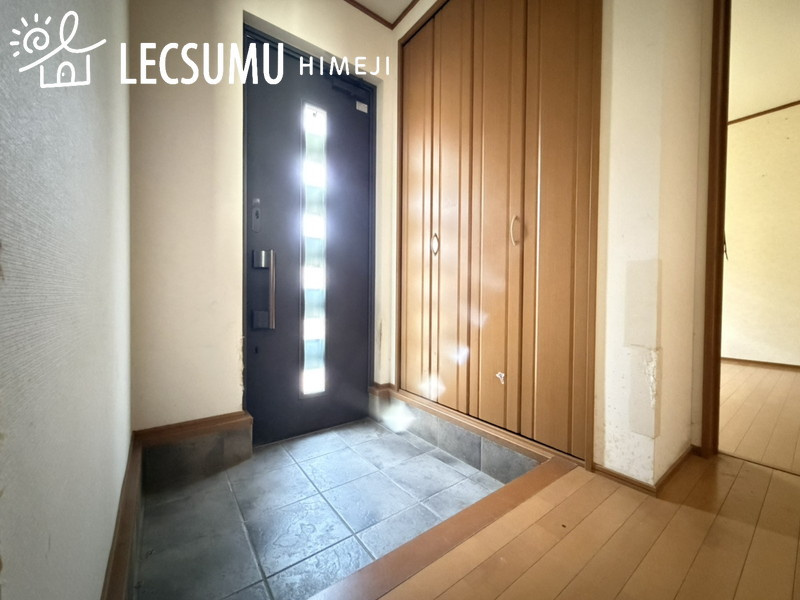 姫路市網干区新在家/中古戸建の玄関