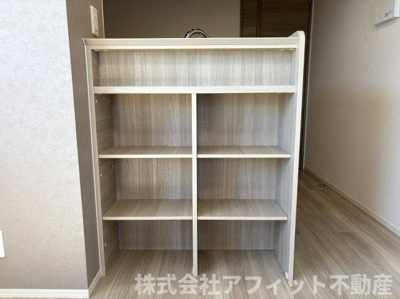【その他】 | D-residence多治米東N | リビング収納