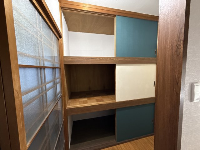 五軒邸　店舗付き住宅の収納