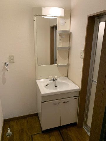 泉ハイツの洗面所