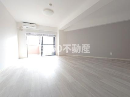 Picassoの居間・リビング