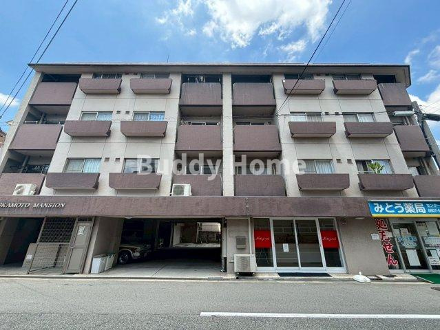 長居椿マンションの外観