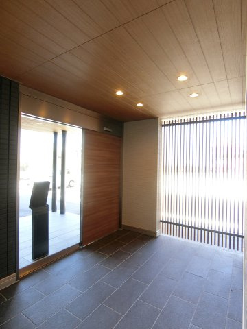 HIGOYAのエントランス