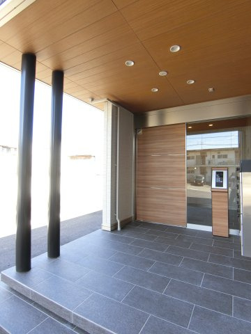 HIGOYAのエントランス