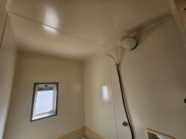 ウィンディアA棟の浴室