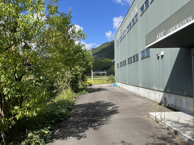 丹波市春日町古河　倉庫　の外観