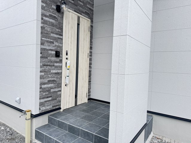 藤枝市　瀬戸新屋　新築住宅　平屋建ての玄関