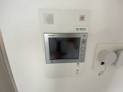 【セキュリティ】 | エスリード ザ・グラン天六 | モニター付きインターホンです