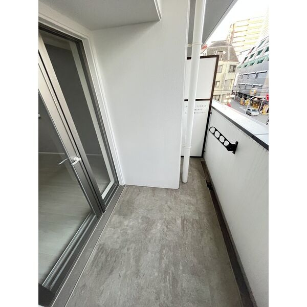 スプランディッド十三本町のバルコニー