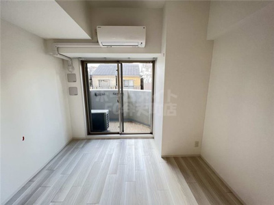 【居間・リビング】 | エスリードレジデンス大阪弁天町 | 居間です