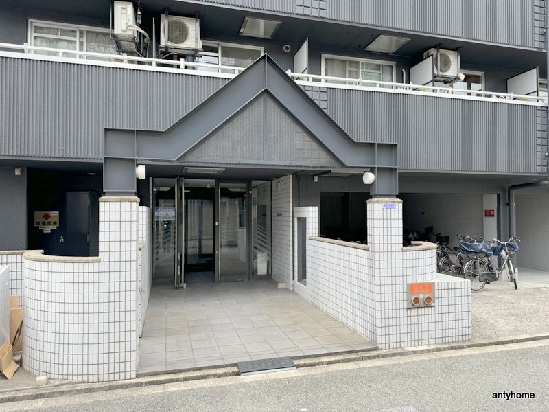 M:COURT野田　仲介手数料無料のエントランス