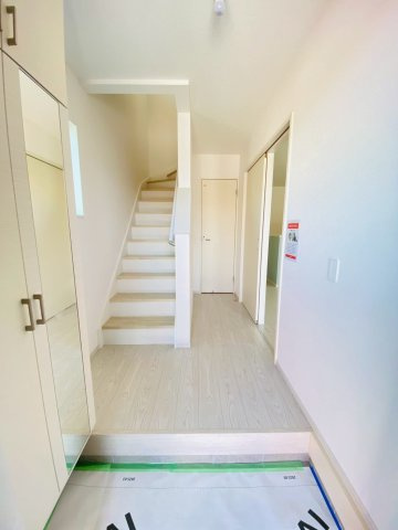 ケイアイエルデ／東区尾ノ上１期／１号棟の玄関