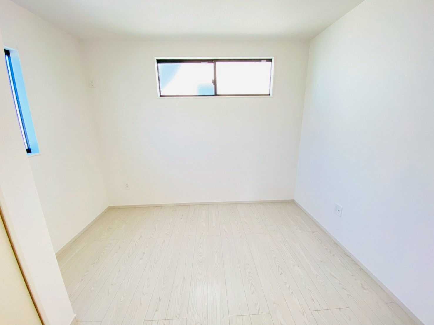 ケイアイエルデ／東区尾ノ上１期／１号棟の洋室