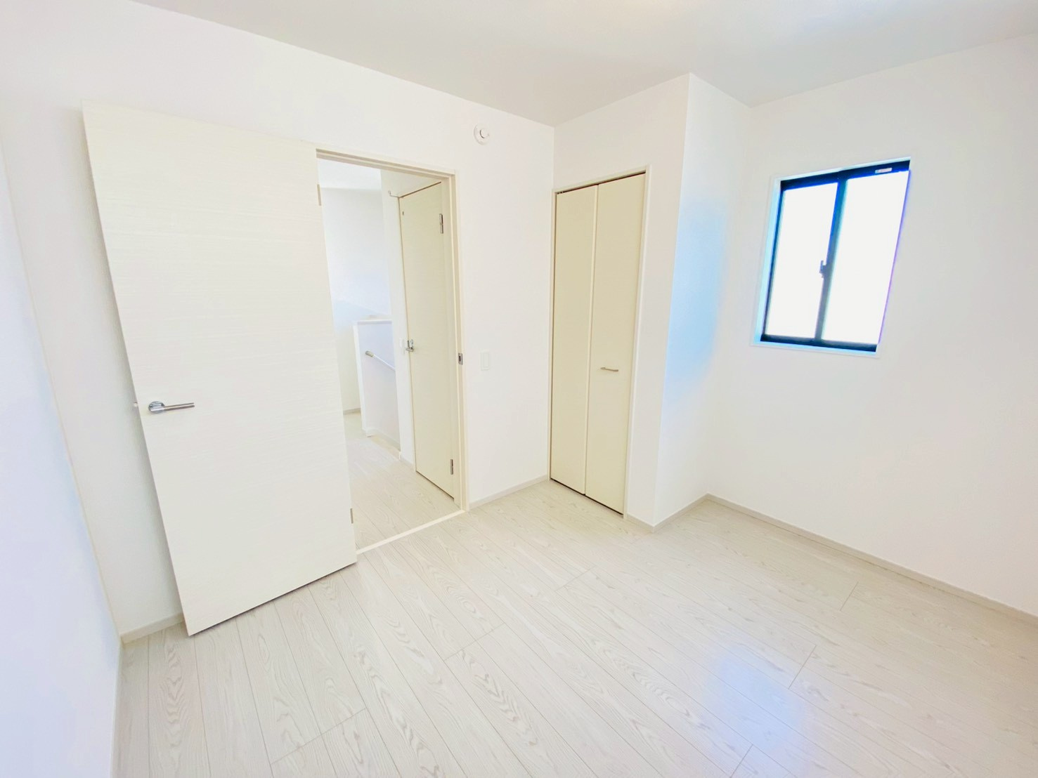 ケイアイエルデ／東区尾ノ上１期／１号棟の洋室